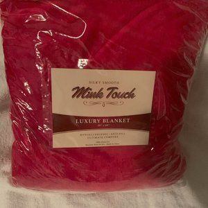 MINK TOUCH SILKY SMOOTH LUXURY BLANKET